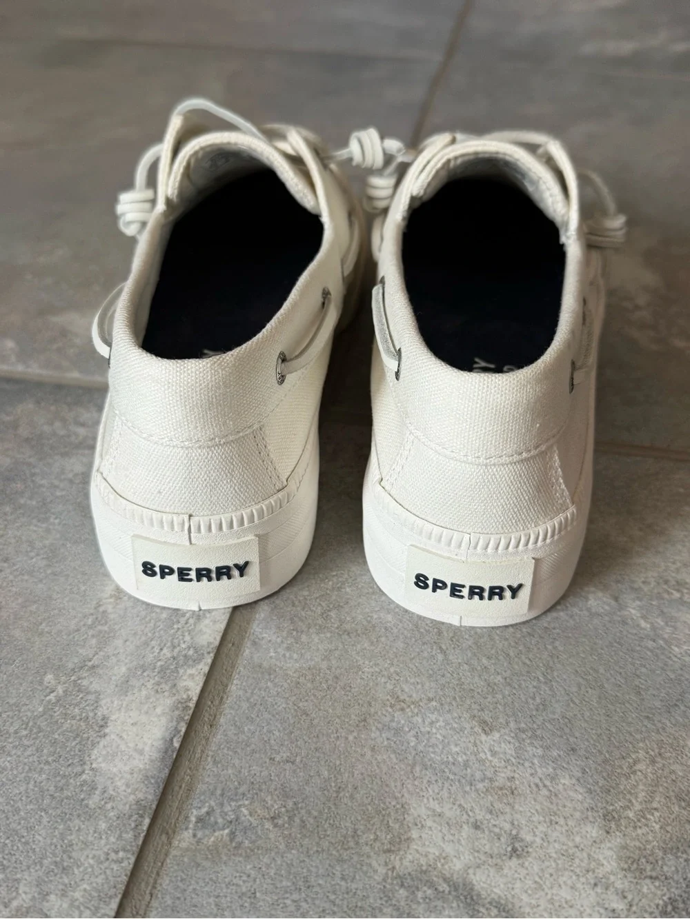 Sperry platform sneaker